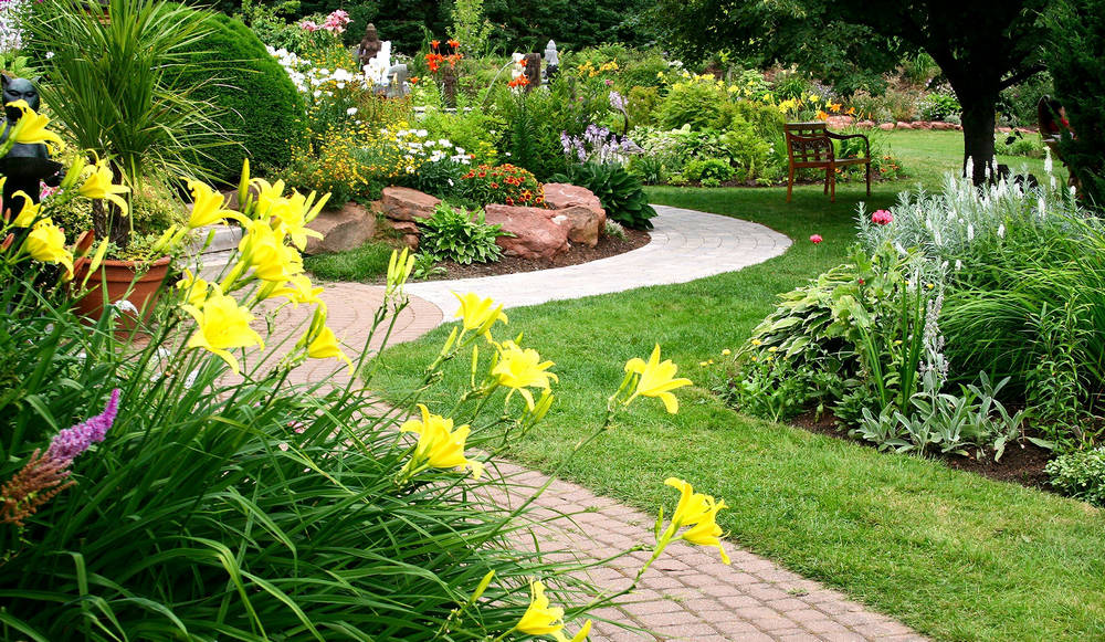 Disenos-de-Jardines-Interiores-y-Exteriores